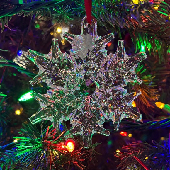 Large Waterford Crystal Snowflake Ornament 4 inches - Picture 2 of 8